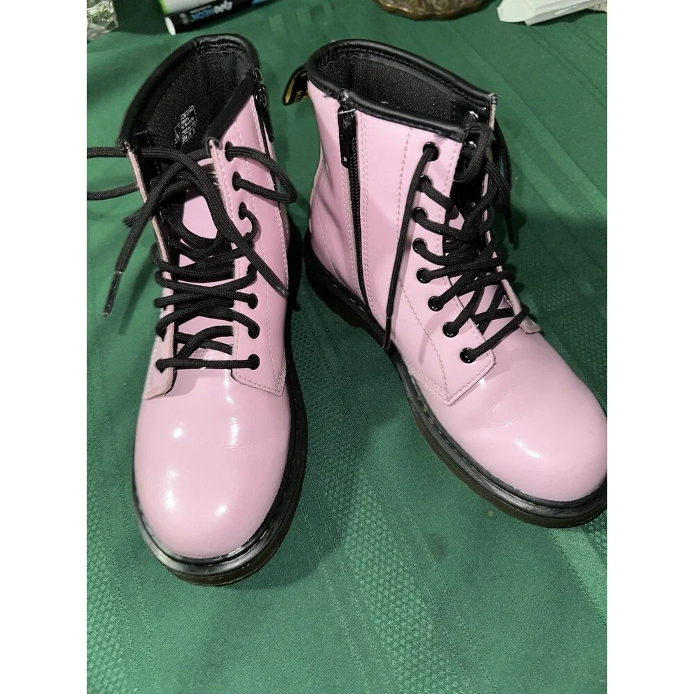 Dr Martens Big Girls Boots Size 3 Pink Patent Leather Lace Up Combat JY004 EUC